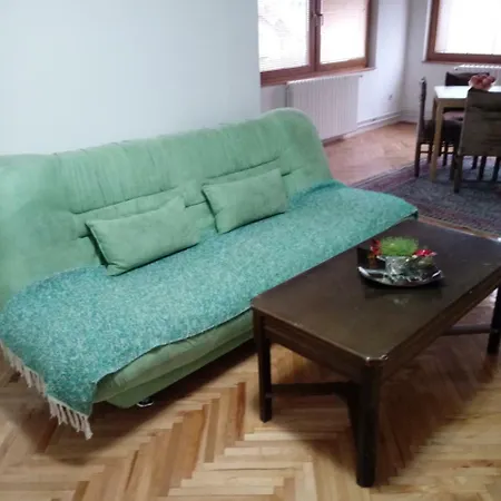 Apartman E&e Pyramid *